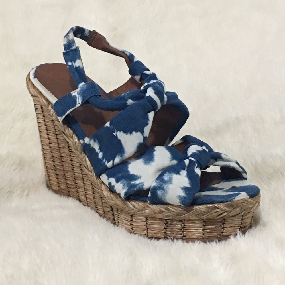 🆕 Sonoma Tie Dye Blue White Wedges 8